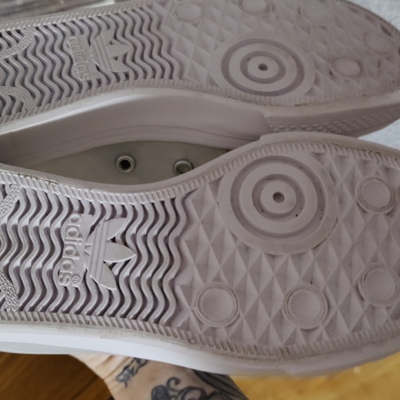 Adidas Nizza size 61/2 not true to size  transparent shoes all white - Picture 6 of 6
